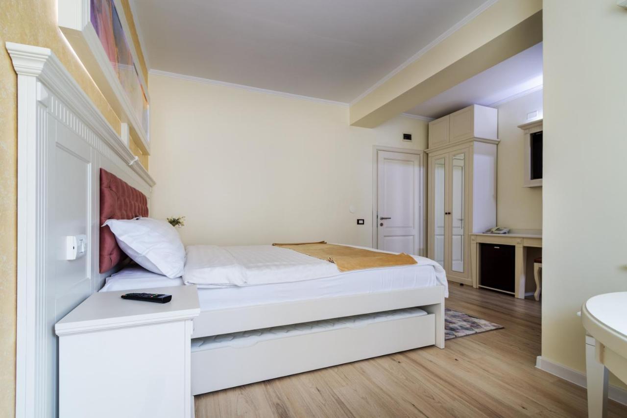 Hotel Central - Băile Olăneşti المظهر الخارجي الصورة